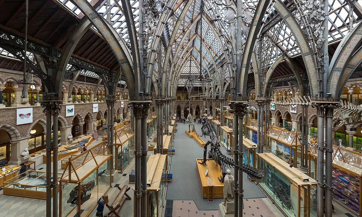 Virtual Museum Guide visual 2