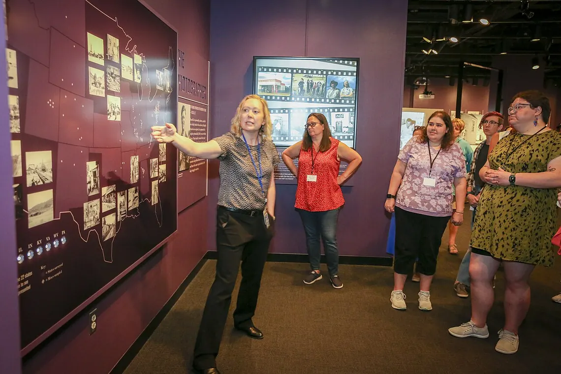 How to Create a Virtual Museum visual 2