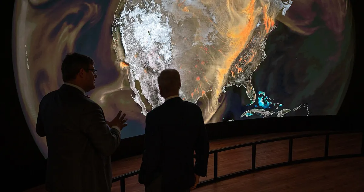 Smithsonian Virtual Tour visual 3